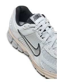 Nike Sneakersy Zoom Vomero 5 FN6742 002 Szary. Kolor: szary. Materiał: materiał. Model: Nike Zoom #3