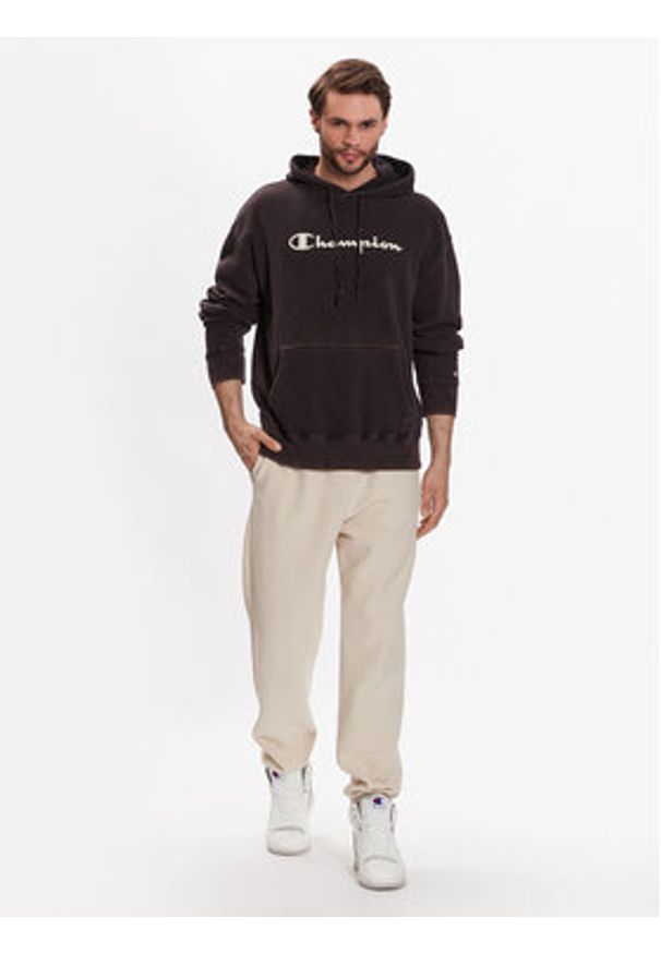 Champion Bluza 218600 Czarny Regular Fit. Kolor: czarny. Materiał: syntetyk