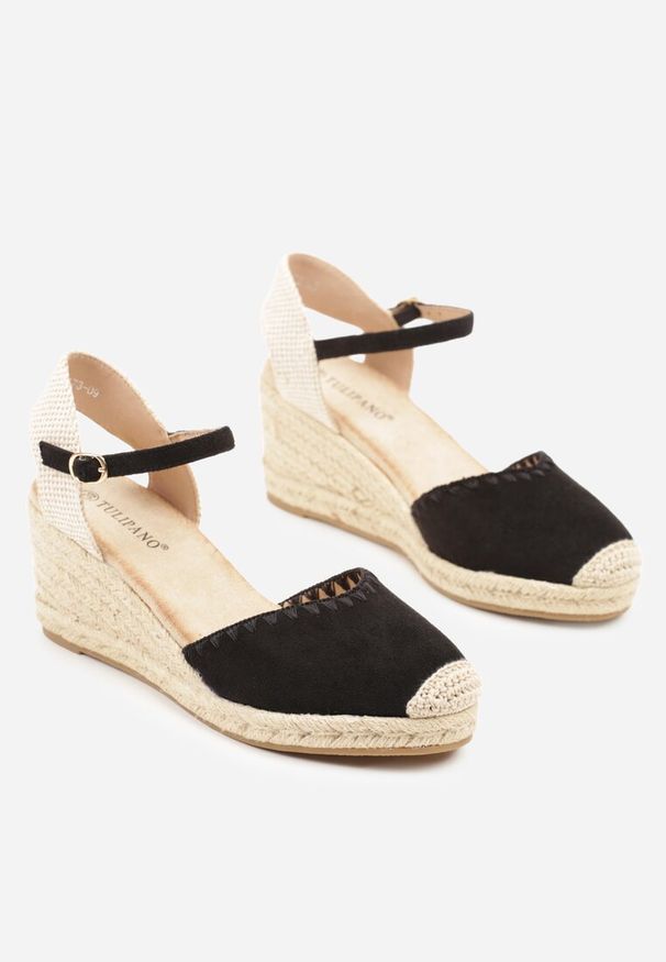 Born2be - Czarne Sandały Espadryle na Koturnie w Stylu Boho Merilwena. Okazja: na co dzień. Zapięcie: sprzączka. Kolor: czarny. Obcas: na koturnie. Styl: boho