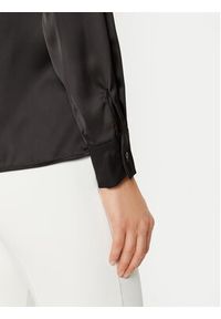 Guess Koszula W5RH40 WFQC2 Czarny Regular Fit. Kolor: czarny. Materiał: syntetyk #2