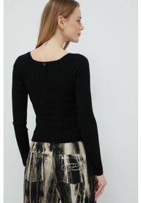 Guess sweter damski kolor czarny lekki. Kolor: czarny. Materiał: włókno, dzianina. Długość rękawa: raglanowy rękaw. Wzór: gładki #5