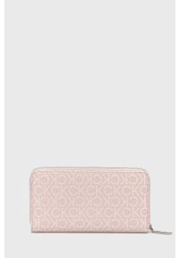 Calvin Klein portfel damski kolor różowy. Kolor: różowy. Materiał: materiał