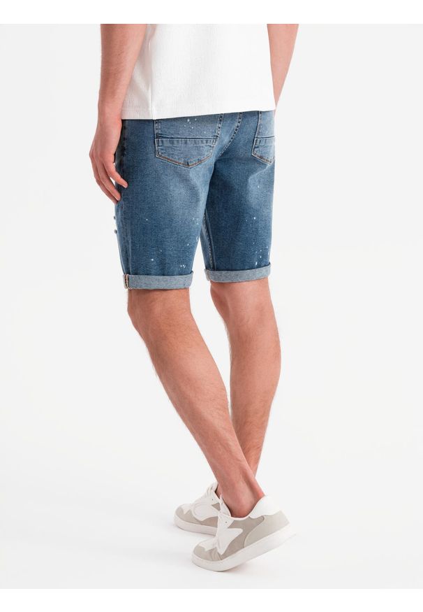 Ombre Clothing - Krótkie męskie spodenki jeansowe z przetarciami i podwiniętą nogawką – niebieskie V2 OM-SRDS-0186 - XXL. Okazja: na co dzień. Kolor: niebieski. Materiał: jeans. Długość: krótkie. Wzór: aplikacja. Sezon: lato. Styl: casual