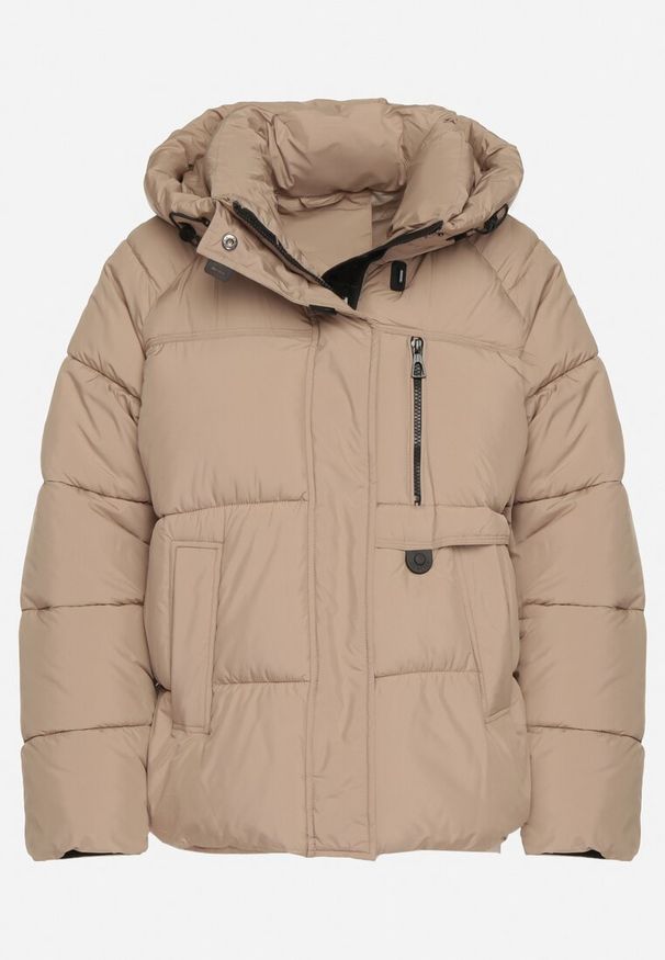 Born2be - Ciemnobeżowa Oversizowa Kurtka z Pikowanymi Przeszyciami i Kapturem Galimea. Okazja: na co dzień. Kolor: beżowy. Materiał: jeans, poliester. Wzór: aplikacja. Styl: klasyczny, casual