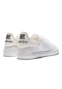Casadei - CASADEI - Białe sneakersy z logo Kicks Knit. Nosek buta: okrągły. Kolor: biały. Materiał: dzianina. Szerokość cholewki: normalna. Sezon: lato. Obcas: na płaskiej podeszwie. Sport: tenis #2