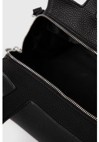Calvin Klein - Torebka. Kolor: czarny. Rodzaj torebki: na ramię #5