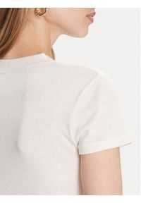 Guess T-Shirt W5BP07 KCGM2 Écru Slim Fit. Kolor: kremowy. Materiał: syntetyk #5