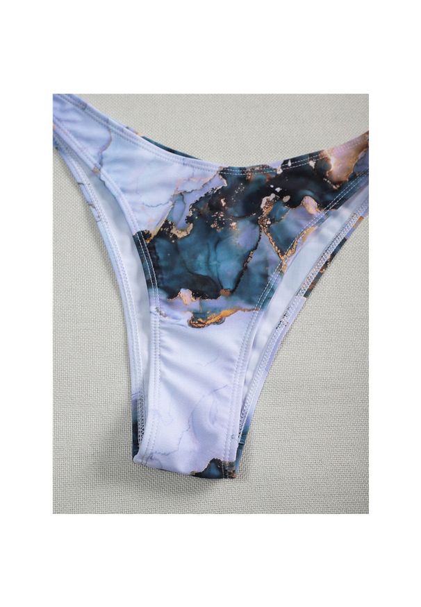 Intica - Strój kąpielowy z narzutką na plażę i basen Eliina. Kolor: wielokolorowy. Materiał: materiał