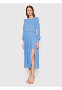 Rinascimento Sukienka koktajlowa CFC0018404002 Niebieski Regular Fit. Kolor: niebieski. Materiał: syntetyk. Styl: wizytowy