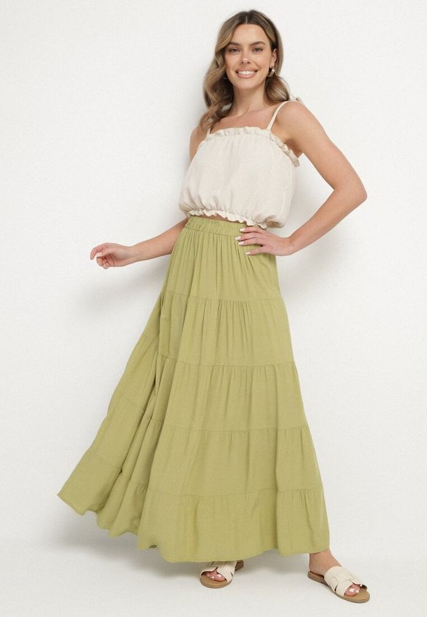 Born2be - Zielona Bawełniana Spódnica z Falbanami Nevione. Okazja: na co dzień. Kolor: zielony. Materiał: bawełna. Styl: elegancki, casual, klasyczny