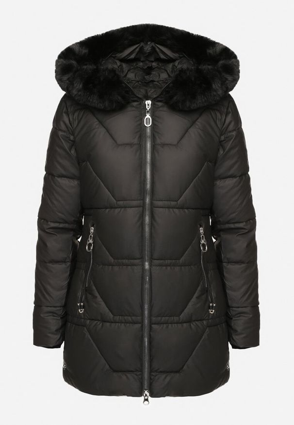 Born2be - Czarna Pikowana Kurtka Zimowa z Szerokim Futrzanym Kołnierzem Elloriel. Okazja: na co dzień. Kolor: czarny. Materiał: futro. Sezon: zima. Styl: elegancki, casual