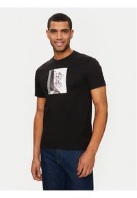 Calvin Klein T-Shirt Shadow Photo K10K113108 Czarny Regular Fit. Kolor: czarny. Materiał: bawełna