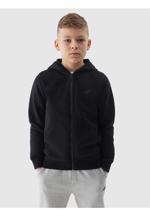 4f - 4F Bluza dresowa rozpinana z kapturem chłopięca - głęboka czerń 164 (13-14 lat). Okazja: na co dzień. Typ kołnierza: kaptur. Kolor: czarny. Materiał: dresówka. Wzór: gładki, ze splotem. Sezon: lato. Styl: casual, sportowy