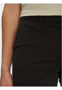 BOSS Szorty materiałowe 50536723 Czarny Slim Fit. Kolor: czarny. Materiał: bawełna