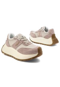 Beżowe Sneakersy Filippo Modne Skórzane Obuwie Damskie. Okazja: na co dzień, na spacer. Zapięcie: sznurówki. Kolor: beżowy. Materiał: skóra. Styl: klasyczny, wizytowy, casual #5