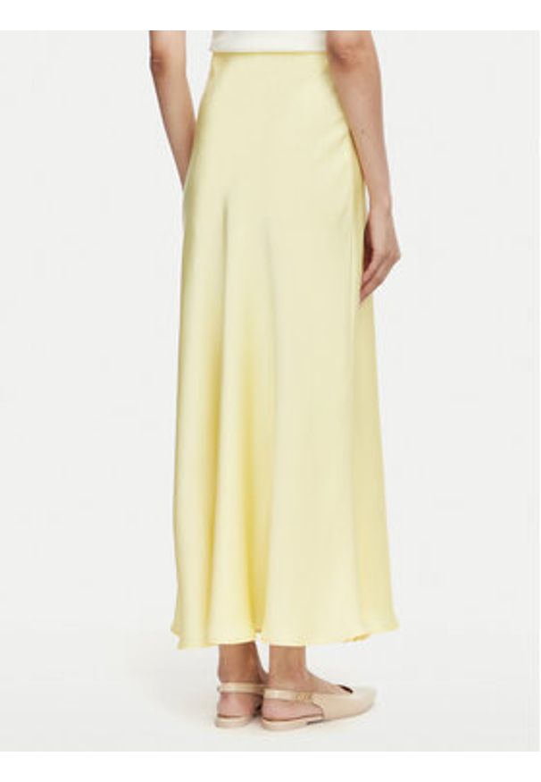 Vero Moda Spódnica maxi Livia 10350079 Żółty jasny Regular Fit. Kolor: żółty. Materiał: satyna