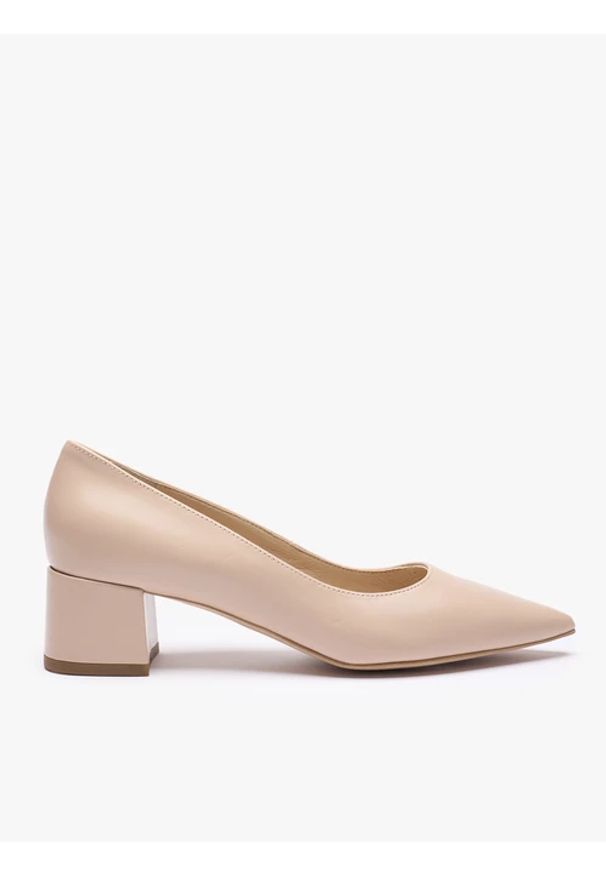 Ryłko - Beżowe welurowe czółenka na słupku. Okazja: na co dzień. Kolor: beżowy. Materiał: skóra. Obcas: na słupku. Styl: casual, street. Wysokość obcasa: średni