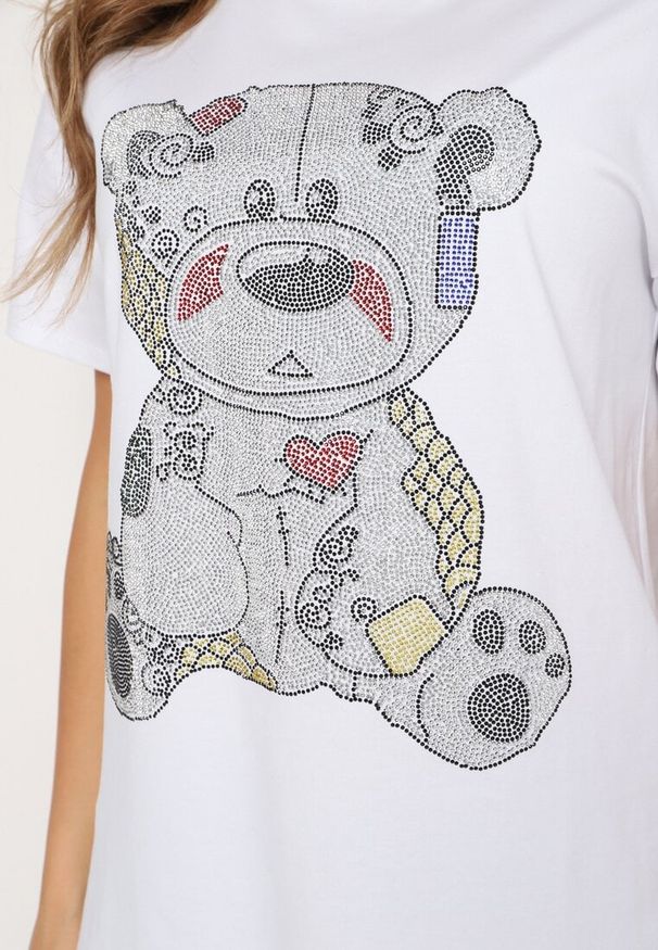 Born2be - Biały Bawełniany T-shirt Wykończony z Przodu Cyrkoniami Hulilla. Okazja: na co dzień. Kolor: biały. Materiał: bawełna. Wzór: aplikacja. Styl: elegancki, casual