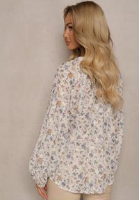 Renee - Beżowa Koszula w Kwiaty ze Stójką Przy Karku Ivaler. Okazja: na co dzień. Typ kołnierza: kołnierzyk stójkowy. Kolor: beżowy. Materiał: jeans. Wzór: kwiaty. Styl: casual