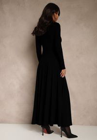 Renee - Czarna Rozkloszowana Sukienka z Bawełny Tusmala. Okazja: na co dzień. Kolor: czarny. Materiał: bawełna. Typ sukienki: proste. Styl: casual, elegancki #2