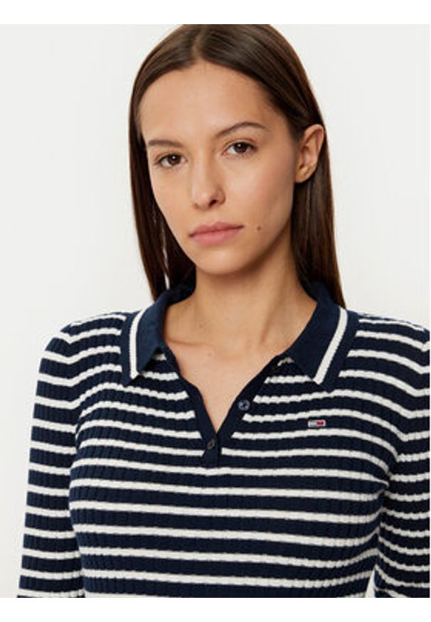 Tommy Jeans Sweter DW0DW19887 Beżowy Slim Fit. Kolor: beżowy. Materiał: bawełna