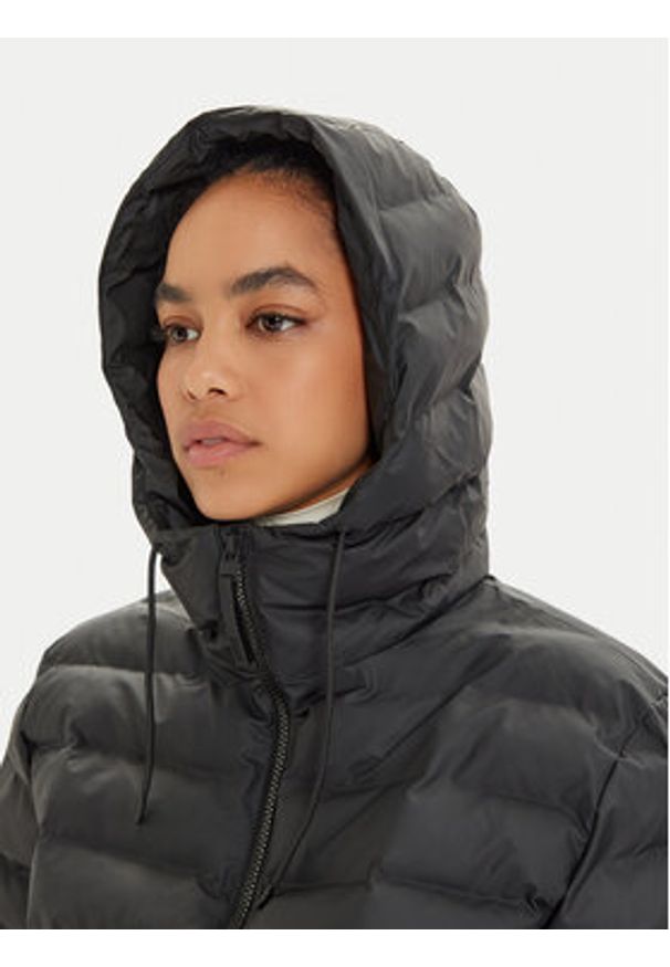 Rains Kurtka przejściowa Unisex 15820 Czarny Regular Fit. Kolor: czarny. Materiał: syntetyk