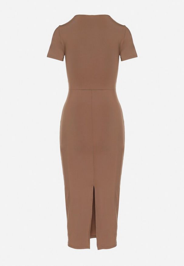 Born2be - Brązowa Sukienka Dopasowana Bodycon z Dekoltem w Serek Efricene. Okazja: na co dzień. Typ kołnierza: dekolt w serek. Kolor: brązowy. Materiał: jeans. Długość rękawa: krótki rękaw. Typ sukienki: bodycon. Styl: klasyczny, casual