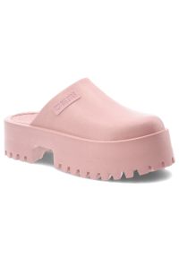 Big-Star - Różowe Klapki Big Star Stylowe Obuwie Damskie Na Solidnej Podeszwie. Kolor: różowy. Materiał: materiał. Wzór: jednolity. Obcas: na platformie. Styl: elegancki #1
