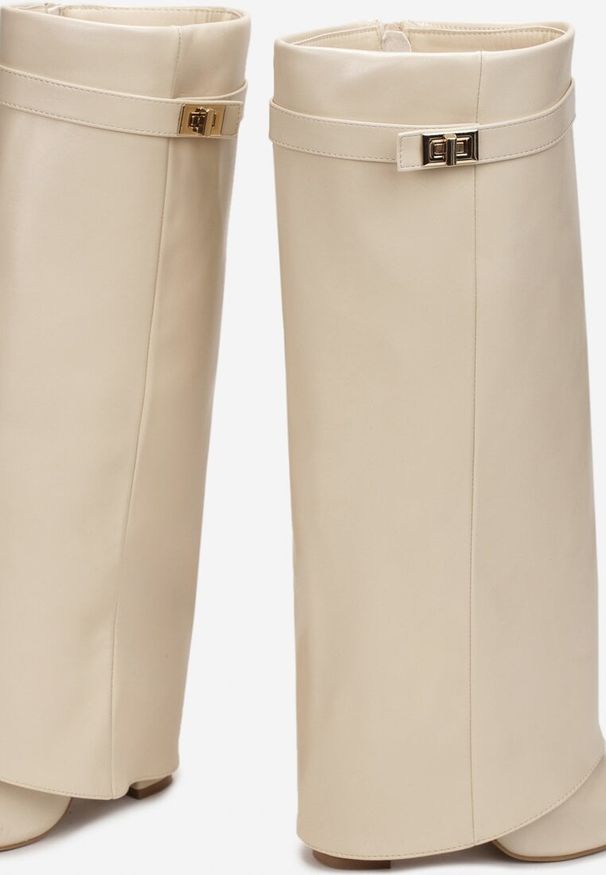 Born2be - Beżowe Kozaki z Szeroką Cholewką i Szpiczastym Noskiem Jazmynn. Okazja: na co dzień. Wysokość cholewki: przed kolano. Nosek buta: szpiczasty. Kolor: beżowy. Szerokość cholewki: szeroka. Styl: casual, klasyczny, elegancki, wizytowy