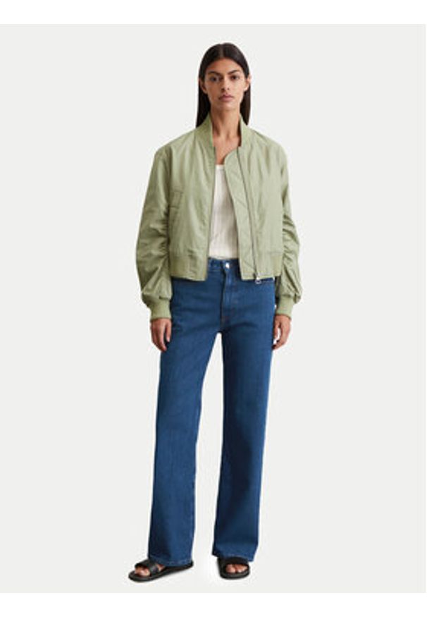 Marc O'Polo Kurtka bomber 506 1270 70033 Zielony Regular Fit. Typ kołnierza: polo. Kolor: zielony. Materiał: syntetyk