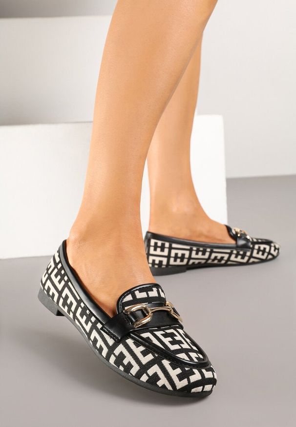 Born2be - Czarne Mokasyny w Geometryczny Print z Klamerką Teloriel. Okazja: na co dzień. Kolor: czarny. Materiał: jeans. Wzór: nadruk, geometria. Styl: klasyczny, casual