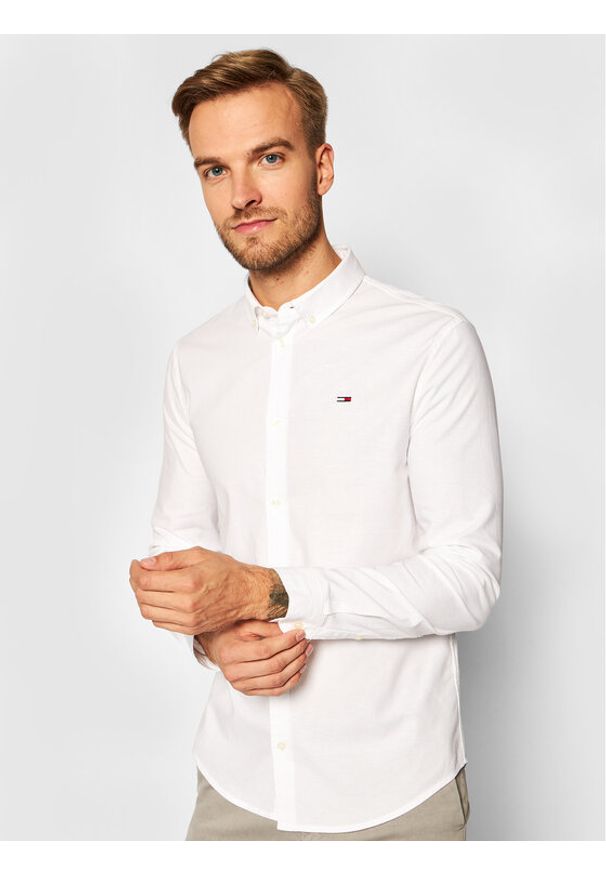 Tommy Jeans Koszula Oxford DM0DM09594 Biały Slim Fit. Kolor: biały. Materiał: bawełna