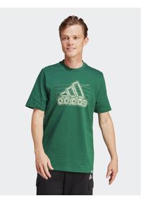 Adidas - adidas T-Shirt Growth Badge Graphic IN6262 Zielony Regular Fit. Kolor: zielony. Materiał: bawełna #1