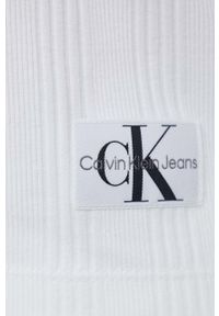 Calvin Klein Jeans longsleeve damski kolor biały. Okazja: na co dzień. Kolor: biały. Materiał: dzianina, prążkowany. Długość rękawa: długi rękaw. Wzór: aplikacja. Styl: casual, klasyczny #5
