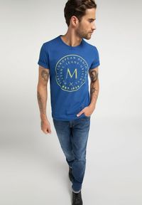 Mustang - T-SHIRT MĘSKI MUSTANG Alex C Print LIMOGES 1009020 5235. Wzór: nadruk #6