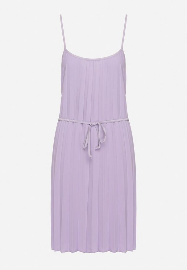 Born2be - Fioletowa Sukienka z Regulowanymi Ramiączkami z Materiałowym Paskiem Liata. Okazja: na spacer, na imprezę. Typ kołnierza: dekolt w kształcie V. Kolor: fioletowy. Materiał: materiał. Długość rękawa: na ramiączkach. Sezon: lato