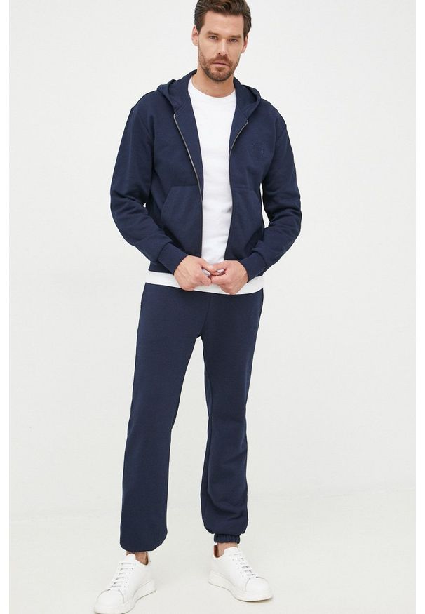 Trussardi Jeans - Trussardi bluza bawełniana męska kolor granatowy z kapturem gładka. Okazja: na co dzień. Typ kołnierza: kaptur. Kolor: niebieski. Materiał: bawełna. Wzór: gładki. Styl: casual