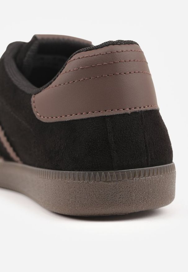 Renee - Czarno-Brązowe Casualowe Sneakersy z Ekozamszu na Płaskiej Podeszwie Pemeriana. Okazja: na co dzień. Nosek buta: okrągły. Zapięcie: sznurówki. Kolor: czarny. Materiał: materiał, syntetyk, nubuk, skóra. Obcas: na płaskiej podeszwie. Wysokość obcasa: niski