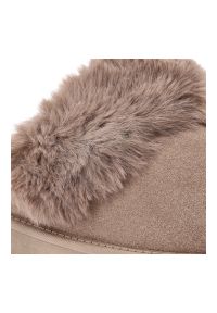 Brązowe Kapcie Vinceza Ciepłe Domowe Obuwie Damskie. Okazja: do domu. Kolor: brązowy. Materiał: materiał. Szerokość cholewki: normalna #4