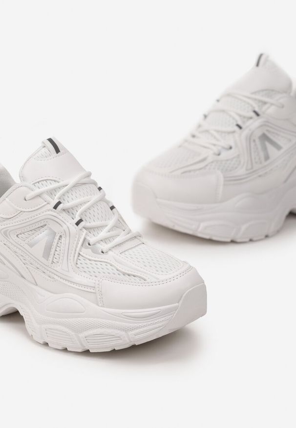 Renee - Białe Sneakersy z Siateczką i Wstawkami z Ekoskóry na Grubej Podeszwie Anirele. Kolor: biały