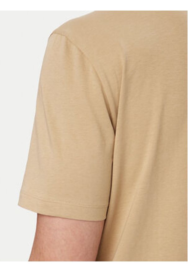 Hugo - HUGO T-Shirt Dero222 50466158 Beżowy Regular Fit. Kolor: beżowy. Materiał: bawełna