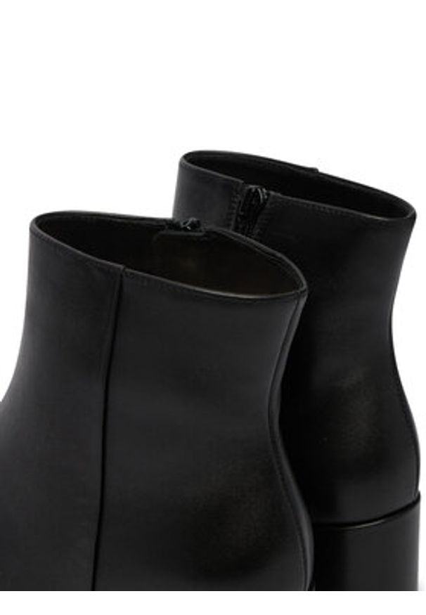 HÖGL Botki 0-134100 Czarny. Kolor: czarny. Materiał: skóra