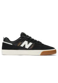 Buty męskie New Balance Numeric NM306BGT – czarne. Kolor: czarny. Materiał: zamsz, dresówka, guma. Szerokość cholewki: normalna. Wzór: nadruk