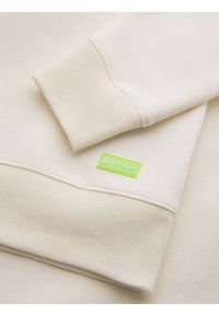 Ombre Clothing - Klasyczna bluza dresowa unisex z okrągłym dekoltem – kremowa V2 OU-SNBC-0104 - XL/XXL. Kolor: kremowy. Materiał: dresówka. Wzór: aplikacja. Styl: klasyczny #6