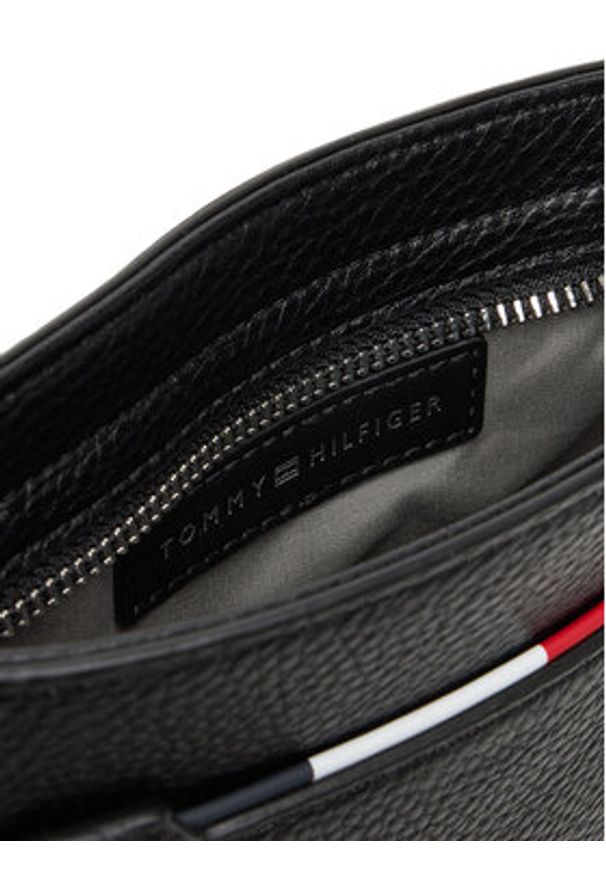 TOMMY HILFIGER - Tommy Hilfiger Saszetka Th Central Mini Crossover AM0AM13487 Czarny. Kolor: czarny. Materiał: skóra