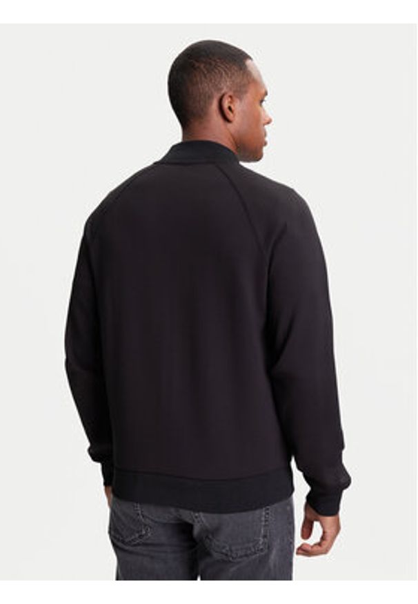 Karl Lagerfeld - KARL LAGERFELD Bluza 705023 553902 Czarny Regular Fit. Typ kołnierza: dekolt w karo. Kolor: czarny. Materiał: syntetyk
