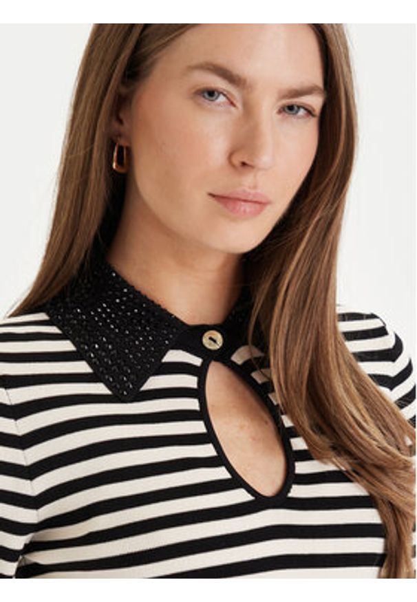 LOLA CASADEMUNT Bluzka LS2615114 Czarny Regular Fit. Kolor: czarny. Materiał: syntetyk