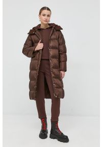 Marella kurtka puchowa damska kolor brązowy zimowa. Okazja: na co dzień. Typ kołnierza: kaptur. Kolor: brązowy. Materiał: puch. Sezon: zima. Styl: casual #3