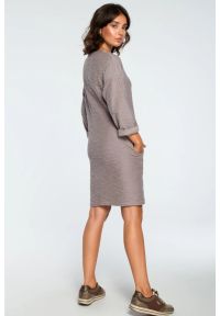 Sukienki.shop - Ciepła dzianinowa sukienka z kieszeniami szara bawełniana. Kolor: szary. Materiał: dzianina, bawełna #2