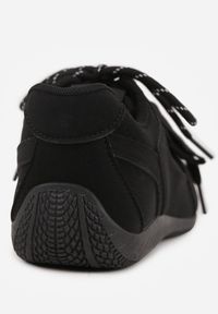 Renee - Czarne Sneakersy z Podwójnym Sznurowaniem i Geometrycznymi Wstawkami Adrearah. Okazja: na co dzień. Kolor: czarny. Wzór: geometria #7